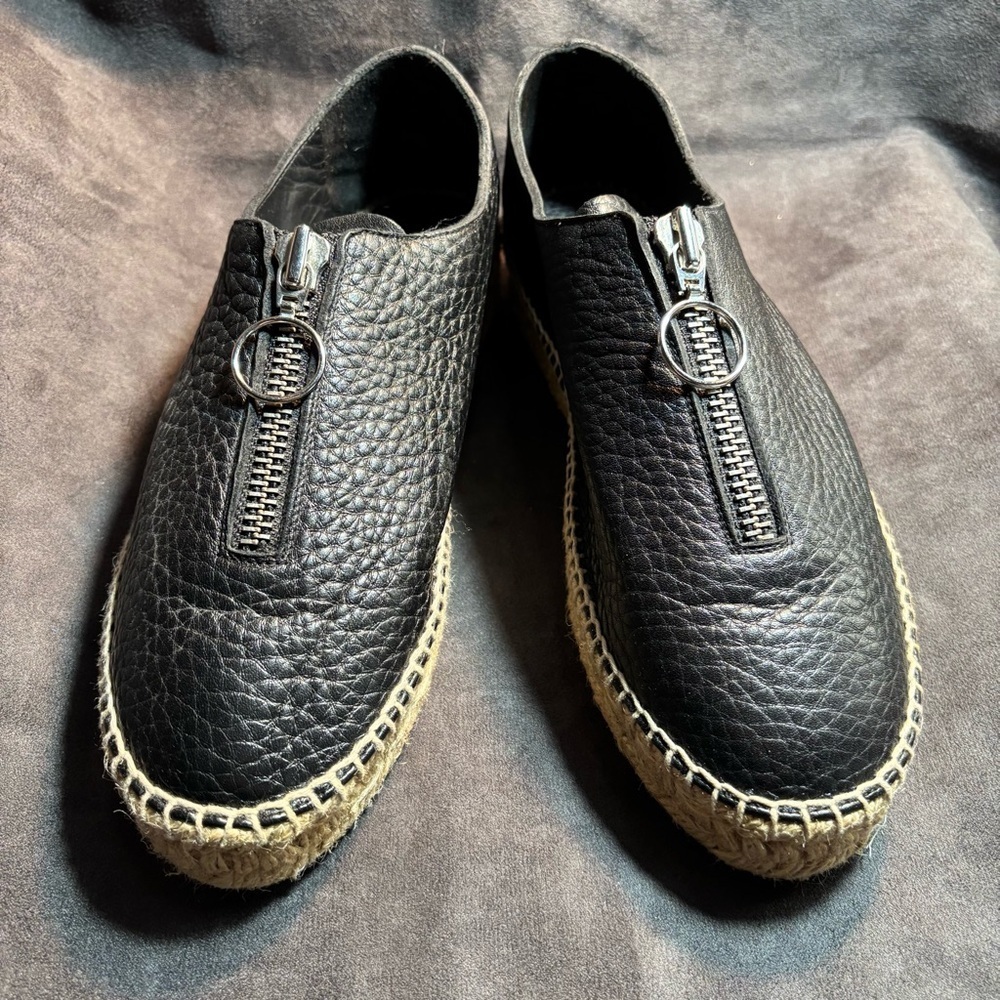 ALEXANDER WANG Sz 40 Textured Leather Slip-On Loafers Espadrilles Zipper Closure